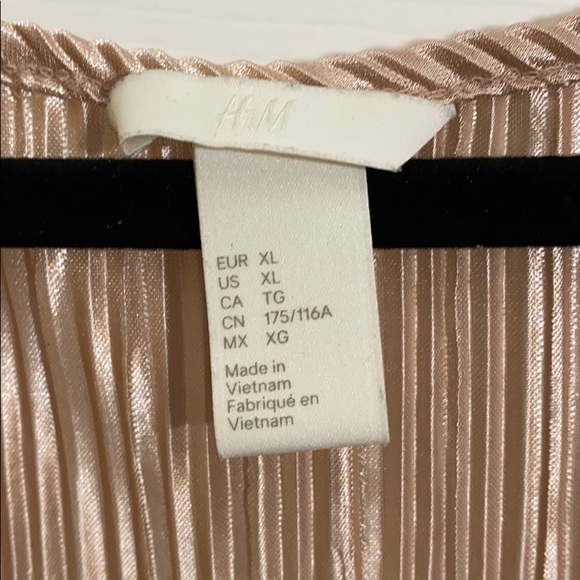 H&M Pale Pink Pleated Midi Dress - Picture 5 of 6